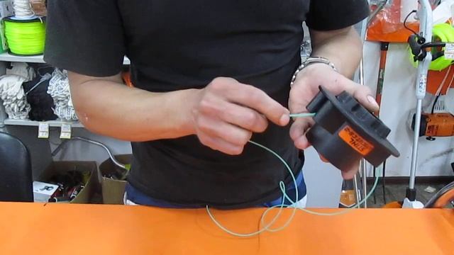 Как заправить косильную голову к мотокосе STIHL FS 38 смотреть онлайн