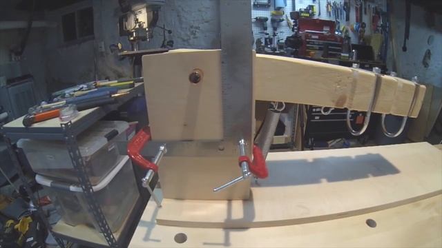 Молоток со сменными бойками и с легкой рукояткой-«монококом» смотреть онлайн