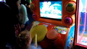 играем детские игровые автоматы