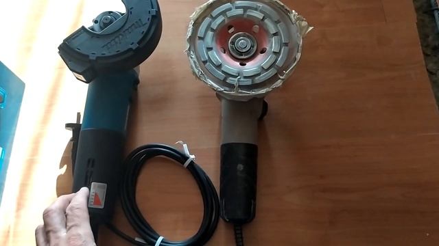 Распаковка УШМ Makita 9565CVK, 1400 Вт, 125 мм смотреть онлайн