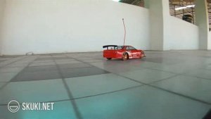 Гонки на игрушечных автомобилях. Невероятная погоня, столкновения, драйв!