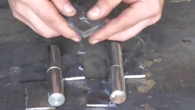 Как приварить круглые петли. Приварим ровно флажки. Урок для новичков смотреть онлайн