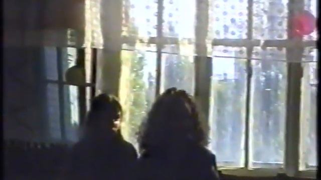 День Учителя 1998г, Средняя школа №73 Кривой Рог 11 класс смотреть онлайн