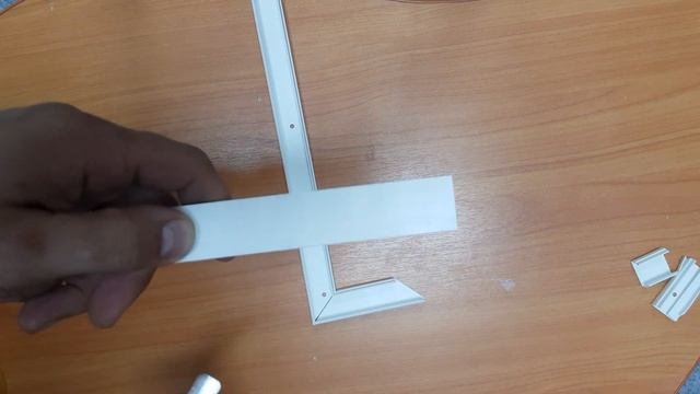 НОЖНИЦЫ  ПО КАБЕЛЬ КАНАЛУ