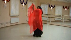 Восточные танцы. Танец с платком.