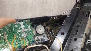 Магнитофон разбор на радиодетали содержащие драгметалл. Что внутри магнитофона.