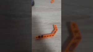 как сделать  нож бабочку из Lego:/