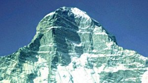 Пик Энгельса.