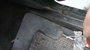 капает вода на мозги ВАЗ 2107-04,в салон с улицы