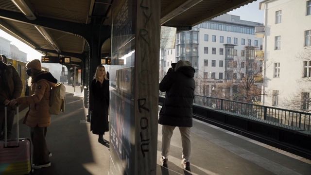 THE SECRET KEY TO STUNNING FILM PORTRAITS | PAUL HÜTTEMANN PHOTOSHOOT смотреть онлайн