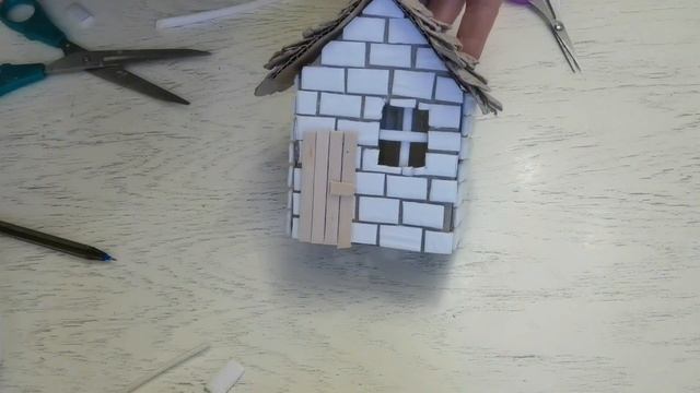 Ёлочная игрушка из простых материалов/ картон, ячейки от яиц,потолочная плитка/ #сказочный домик