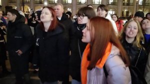 Мега хит, Я так соскучился! Уличные музыканты из группы Медвежья скала выступают на Невском!