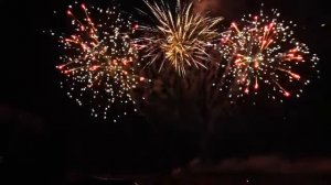 Салют "В ЯБЛОЧКО" (308 залпов, калибр "0.8-1-1.2")