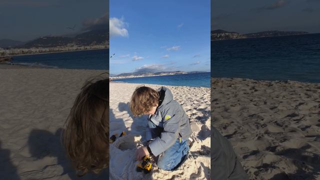 I ❤️🇫🇷 Играем, учим французский, русский, английский, 🇩🇪 . Песок. Море. Детство. (6).