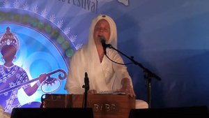 Snatam Kaur Live chants Ek Ong Kar Sat Nam Siri Wahe Guru at Sat Nam Fest