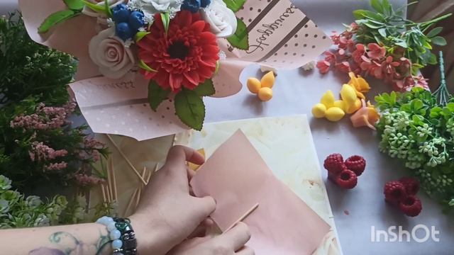 Собираю  нежный букет из мыла. чем заполнить пустоты в мыльном букете. упаковка букета