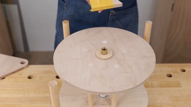 Hand Crank Wooden Air Hose Reel смотреть онлайн