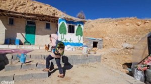 The cameraman's selfless sacrifices to protect the nomadic children #plerd