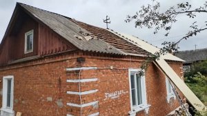 Закрыл крышу профнастилом за 3 минуты