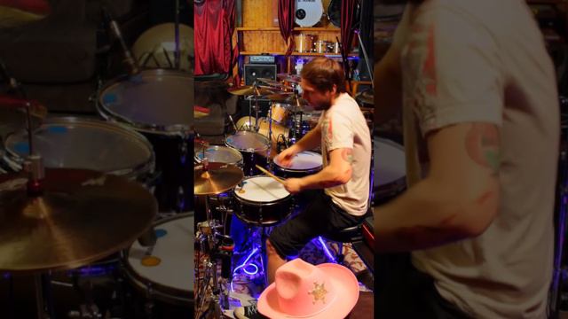 Ну надеюсь писать что за пеня не надо?) #smattdrum #music #rock #drums #drummers #cover #redhotchill