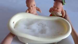 Bad Baby Вредные Детки Пупсик какает в горшок Кукла Пупс Обкакался