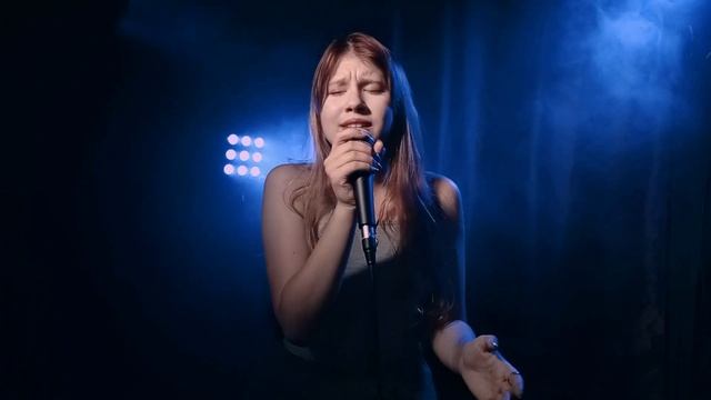 Батюк Каріна - Квіти мінних зон (Океан Ельзи live cover)
