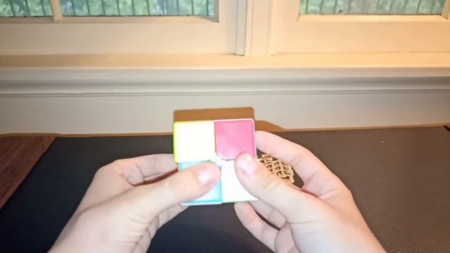 как собрать кубик 2 на 2? очень просто.how to solve a 2x2 cube? very simple. смотреть онлайн