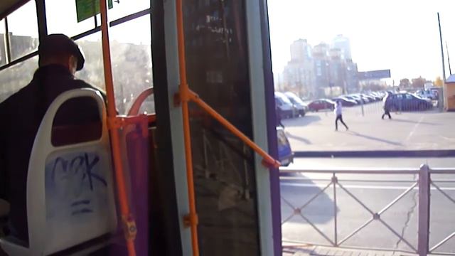 Трамвай Санкт-Петербурга 159: ЛМ-99АВН б.1335 по №43 (29.10.11) смотреть онлайн