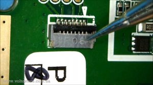 ремонт PocketBook 740 InkPad 3 Pro - установка flip фиксатора на fpc разъем подсветки