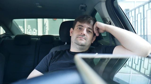 Зарплаты в Москве без опыта и образования! Стоит ли ехать на заработки!