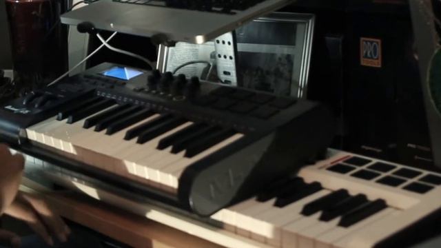 SKILLS Making a Beat from Scratch on Logic Pro X смотреть онлайн