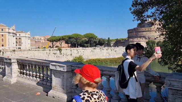 Как попасть в Рим и ВЫЖИТЬ первые два дня. смотреть онлайн