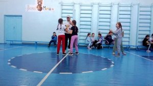 Спорный мяч девочки 3 класс
