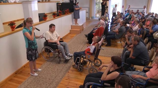 Стихотворение Уродливый кот. Читает Королёва Александра. смотреть онлайн