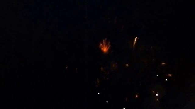 Салют на НаШествие Дедов Морозов в Рыбинске 2014 смотреть онлайн