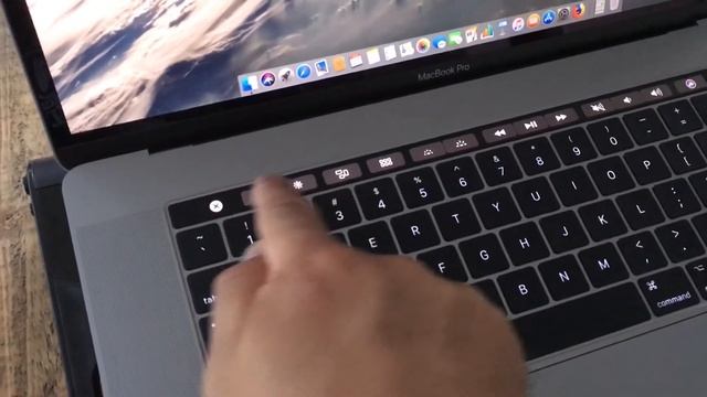 MacBook Pro Space Gray 15-inch 2017 смотреть онлайн