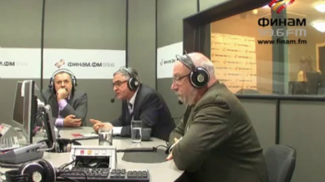 Для кого написана Конституция России, и кто ее соблюдает ?