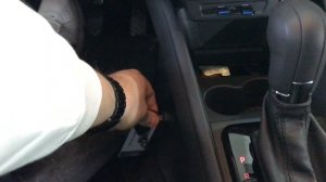 Противоугонный замок Fortus установлен в Volkswagen Polo. Механическая защита от угона автомобиля.