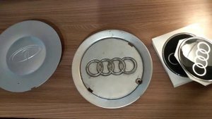 Колпачки на диски AUDI