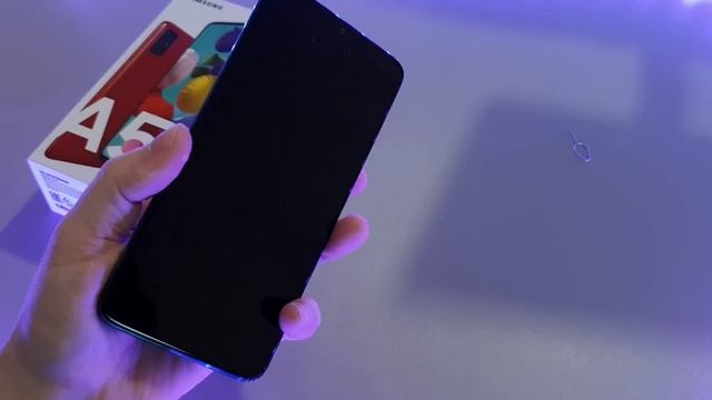 Красный Samsung Galaxy A51. ОХРЕНЕТЬ он КРУТОЙ!?Xiaomi и Honor В ПАНИКЕ смотреть онлайн