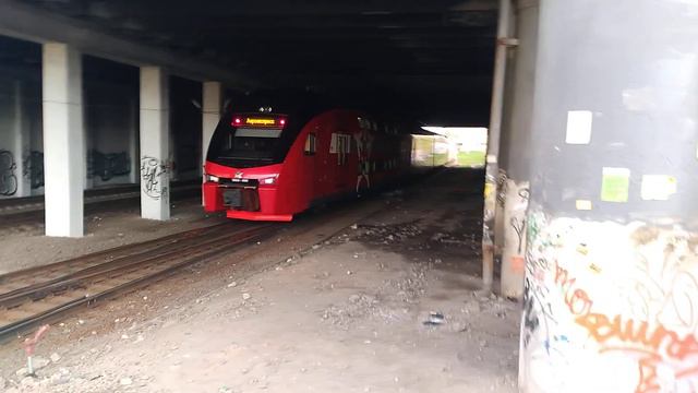 Электропоезд Эш2 Сообщением AEROEXPRESS  отправляется От савёловской смотреть онлайн