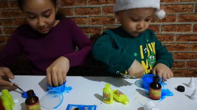 Как Сделать Слайм? Делаем Синий Воздушный Слайм смотреть онлайн