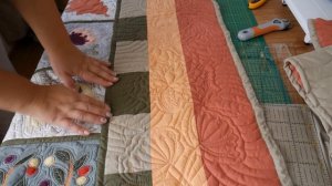 Мне нравится- одеяло с бордюрами шить легче! Заключительная, третья часть про то, как сшить одеяло.