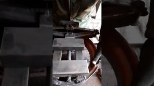 Тиски из старого домкрата.