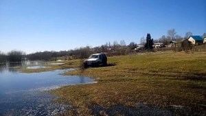 Нисан патфайндер 3.3 литра 1997(Nissan Pathfinder )