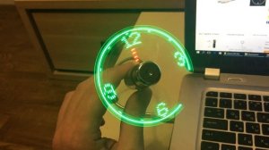 Обзор USB Вентилятор с LED часами с GearBest