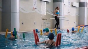 MaxSport - это лучшие нудлы, аквапалки для плавания и обучения детей на воде