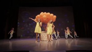 Детский Театр Танца "Искра". "На большом воздушном шаре"