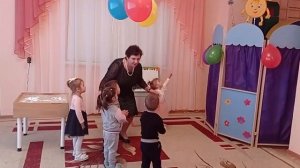 Занятие с детьми «Путешествие в волшебную страну»