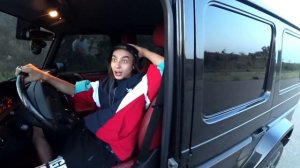 УЧУ МЛАДШЕГО БРАТА ВОДИТЬ ГЕЛИК G63